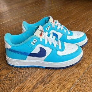Nike Kids' Air Force 1 LV8 2 Shoes Youth Size 5